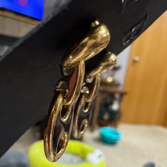 Gold Link Earrings - Picture 7 of 7